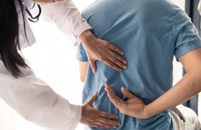 chiropractor and back pain